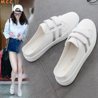 Giày thể thao thiết kế đế bằng hở gót phong cách trẻ trung cho nữ