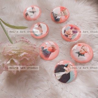 Pin huy hiệu nhóm BTS: V, Jungkook, Jimin, Jin, Suga, RM, J Hope size 4.4cm - 5.8cm cán bóng
