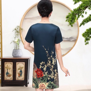 Váy đầm trung niên
