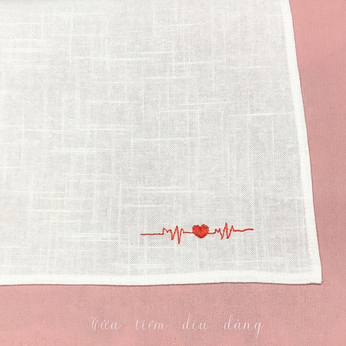 Khăn tay  vải linen thêu thủ công - mẫu Trái tim I Love You quà tặng tình yêu, Valentin