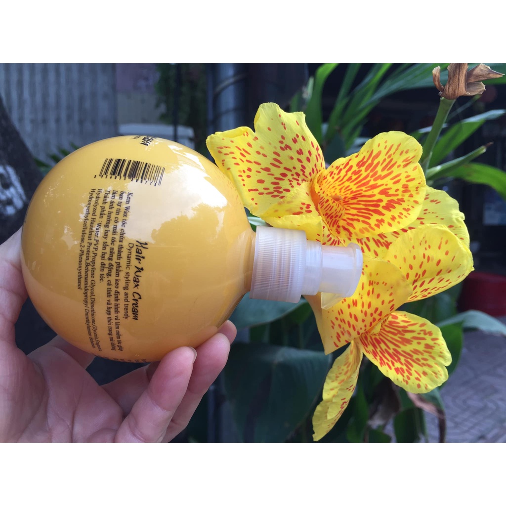 Gel vuốt tóc nữ NOBANA LK 200ml, giữ nếp tóc bóp tóc xoăn dạng gel có vòi xịt dễ xài, hương thơm nhẹ sang trọng