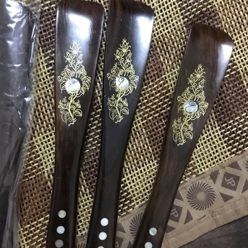 Đón gót hỗ trợ đi giày cho mọi tư thế gỗ Hương nguyên khối Cho giày Nam & Nữ - Size L: 70 Cm