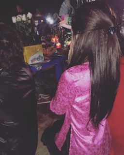 Bộ bà ba đi lễ