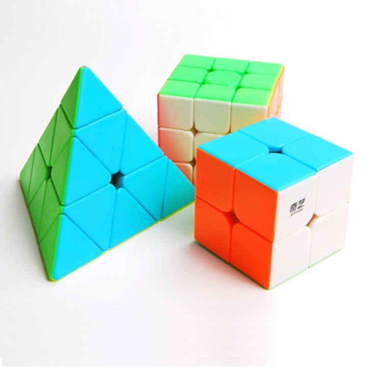 Bộ Combo 3 Khối Rubik 2x2 3x3 Tam Giác Hàng Đẹp Nhựa Màu Không Dán Giấy
