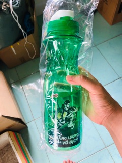 Bình nước Milo
