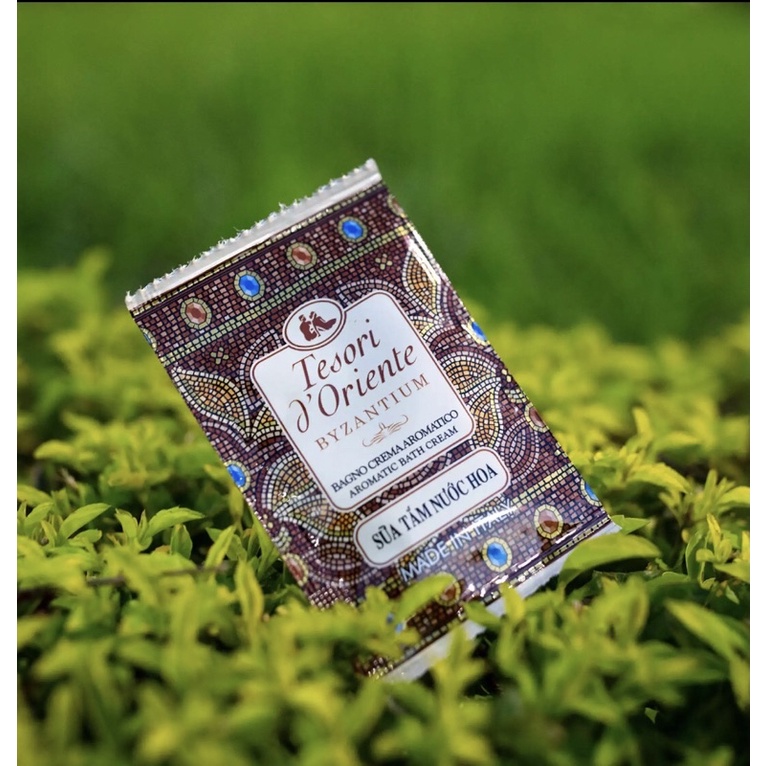 Gói Sữa Tắm Tesori D'Oriente Xích Nước Hoa Lưu Hương Ý Gói 7ml