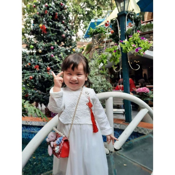VÁY HANBOK GẤM NỔI TRẮNG CHO BÉ 1 ĐẾN 6 TUỔI