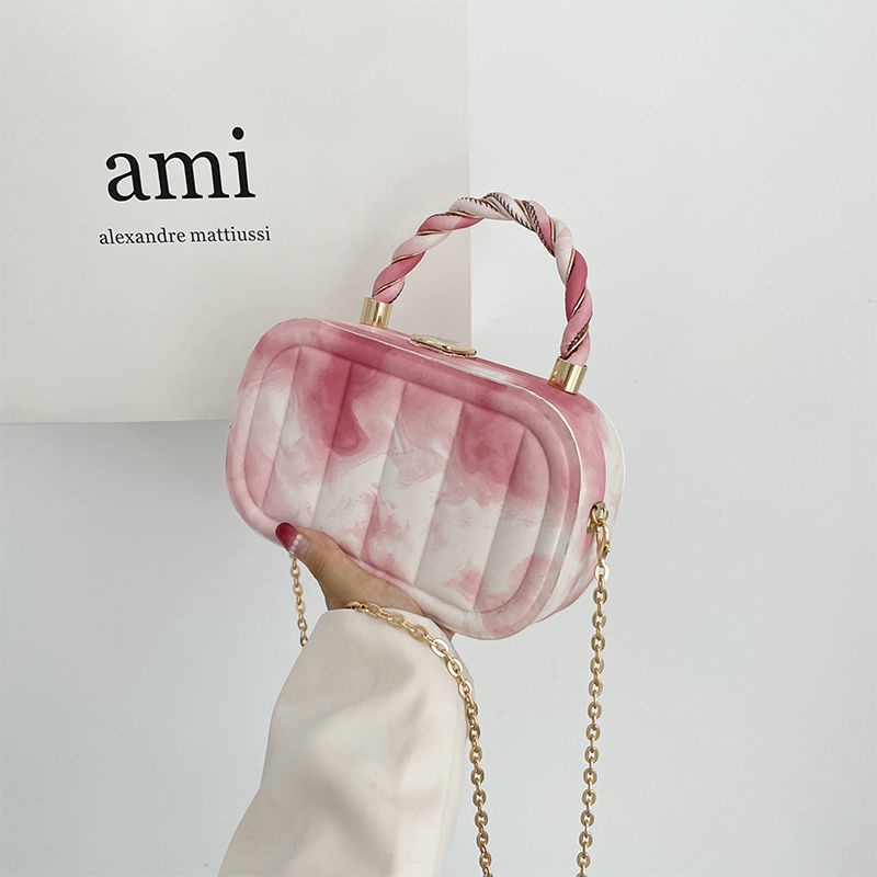 Túi Xách Đeo Vai Hình Vuông Cỡ Nhỏ Màu Sáng Phối Dây Đeo Sợi Xích Thời Trang Mùa Hè Sang Trọng