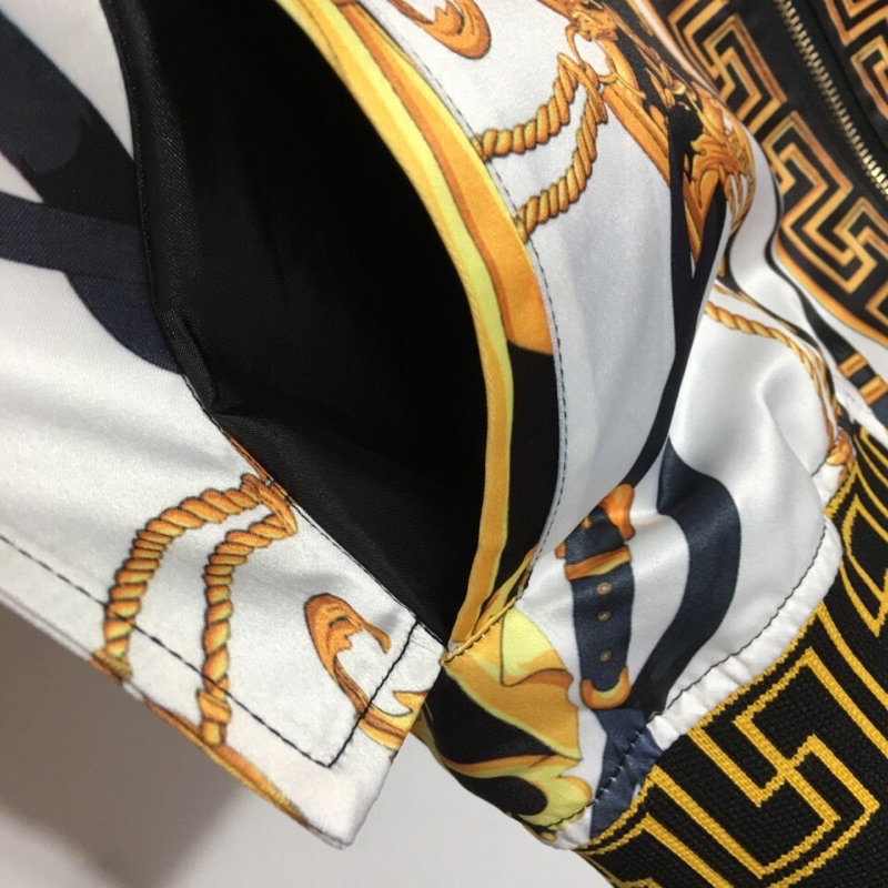 Áo khoác thời trang thiết kế mới phong cách retro thương hiệu Versace cao cấp