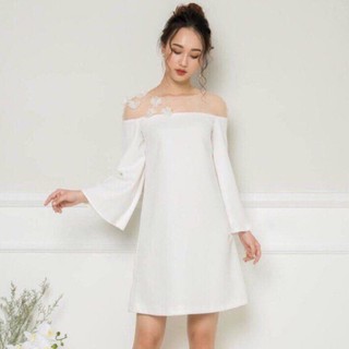 Đầm dự tiệc dáng suông đính hoa ngay ngực