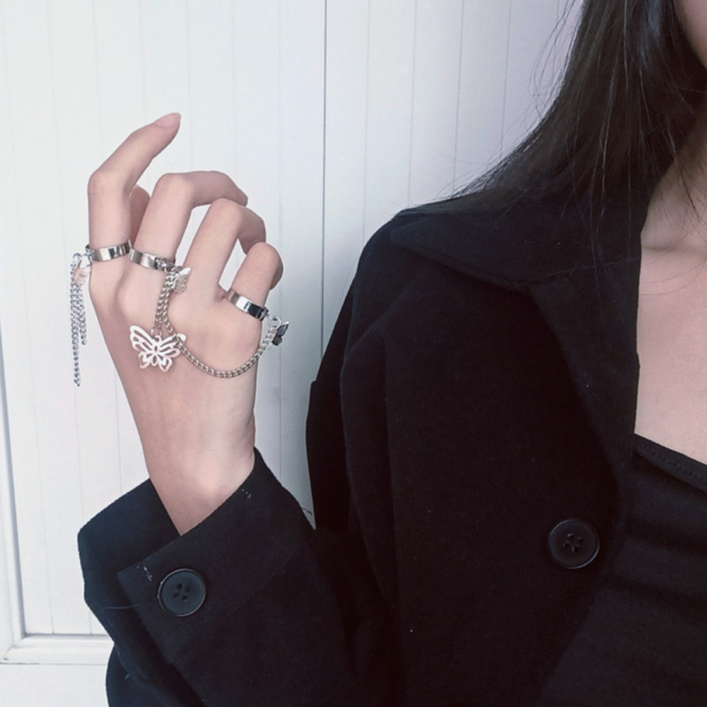 Nhẫn Đeo Tay Hình Bướm Đính Đá Thời Trang