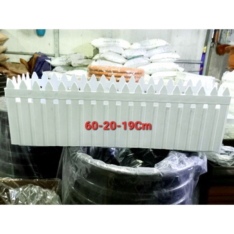 Chậu nhựa hàng rào size  trồng rau sạch, trồng cây hoa kiểng