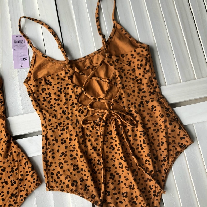 Bodysuit dây đan chéo lưng Leopard Wild Fable hàng XK