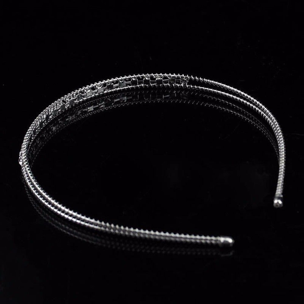 Băng đô kim loại đính pha lê