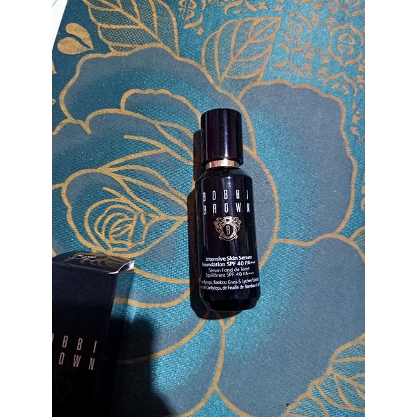 kem nền serum Bobbi Brown Intensive Skin Serum Foundation SPF 40chống năng cao lên tone tự nhiên che phủ tốt