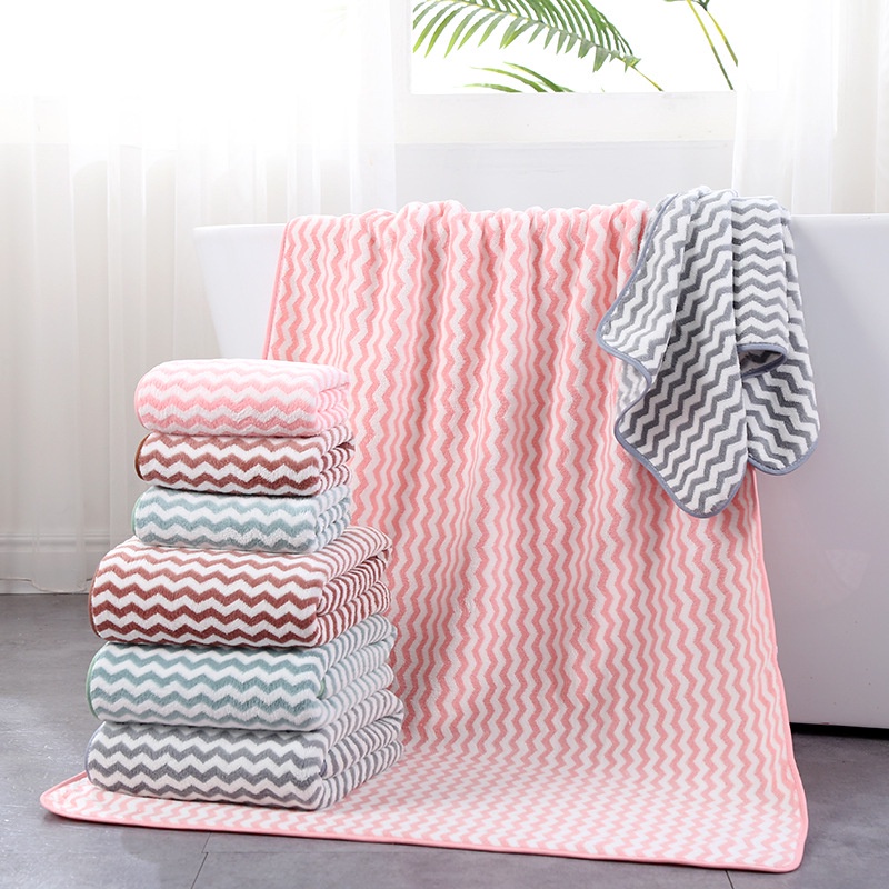 Khăn tắm sợi bông Hàn quốc mềm mại size to (Giao mẫu ngẫu nhiên)