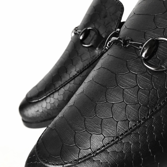 Giày sục da trăn đen TEFOSS HT01 da lì độc lạ và sang trọng size 37-43 | BigBuy360 - bigbuy360.vn