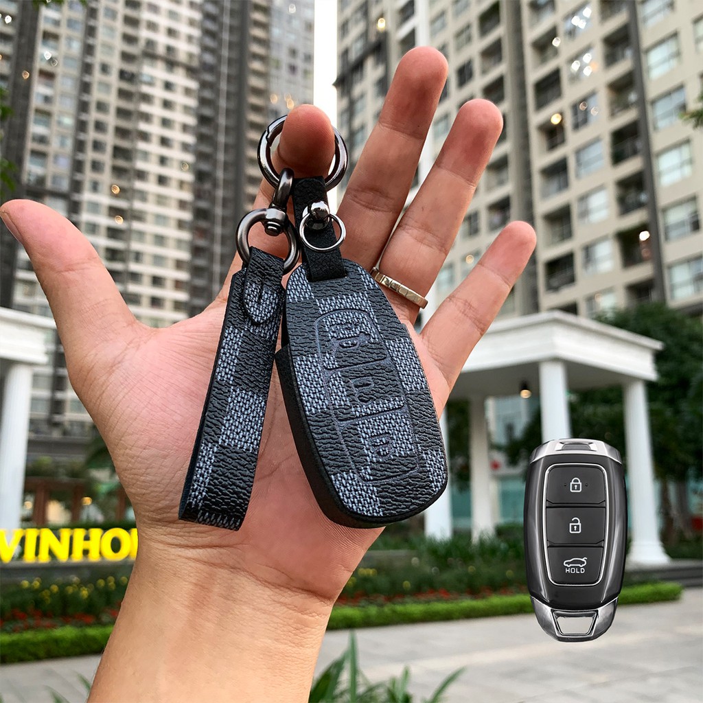 Đựng smartkey Hyundai Santafe Kona Accent 3 nút bấm LV HC3V AD có tay cầm