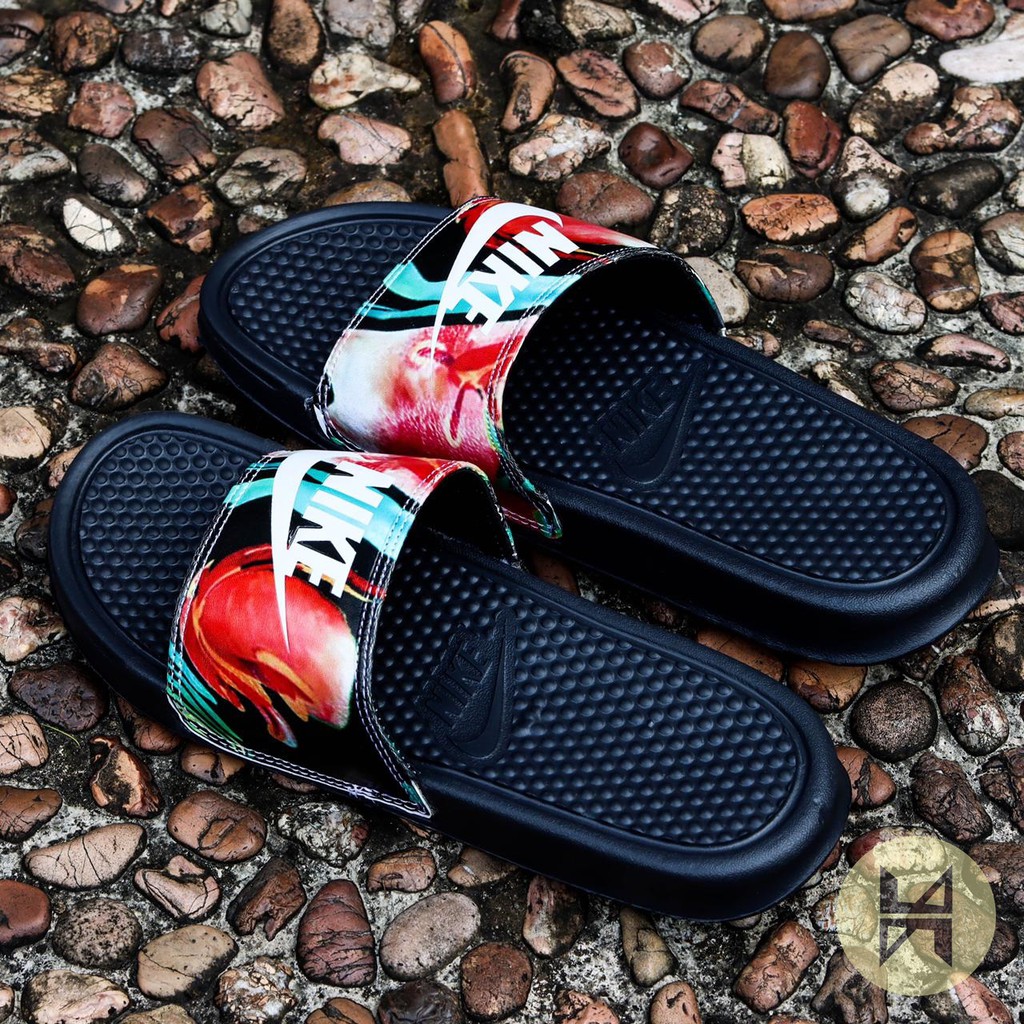 Giày Sandal Nike Benassi Họa Tiết Hoa Màu Đen Thời Trang Cho Nam Nữ