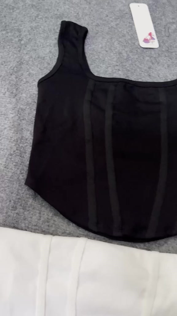 Áo croptop 2 dây bản chít thân, áo nữ body không mút màu đen kiểu dáng hàn quốc VD883 | BigBuy360 - bigbuy360.vn