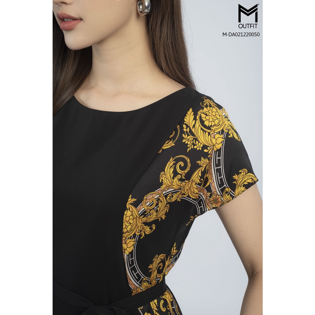 Đầm xuông, cổ thuyền, phối màu họa tiết MMOutfit M-DA021220050