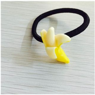 Kẹp tóc 1 quả chuối