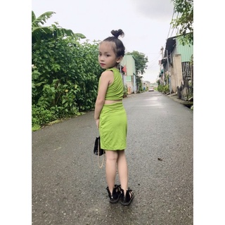 Đầm body hở eo dành cho bé gái điệu đà dễ thương