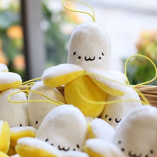 Móc khóa gấu nhối bông quả chuối treo balo, túi xách, điện thoại 7cm