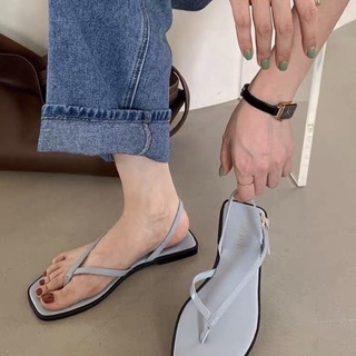 sandal xỏ ngón
