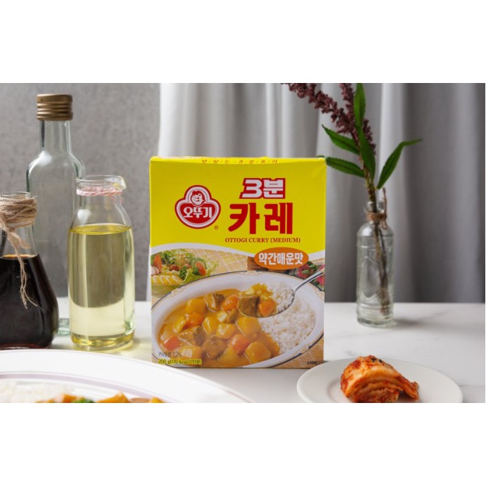 [OTTOGI] SỐT CÀ RI HƠI CAY 200G - [오뚜기] 3분 카레 약간순한맛 200G