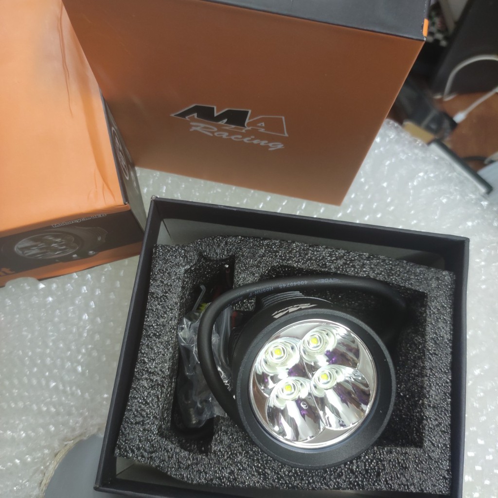 ĐÈN TRỢ SÁNG L4X CHÍP T6 KÍNH ÁNH TÍM