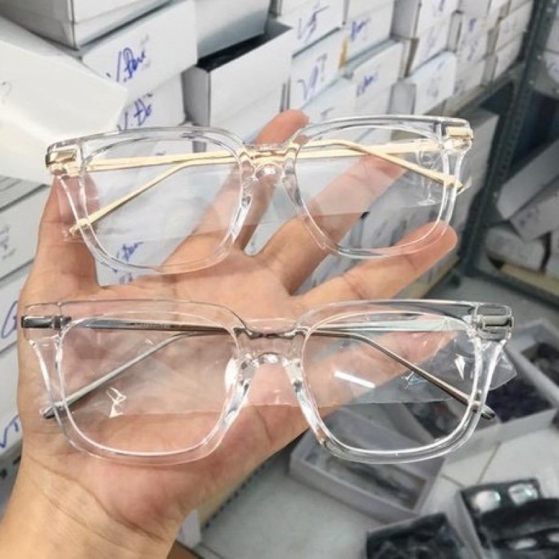 MẮT KÍNH THỜI TRANG CHỮ V SANG CHẢNH TRONG SUỐT KÈM HỘP VÀ KHĂN
