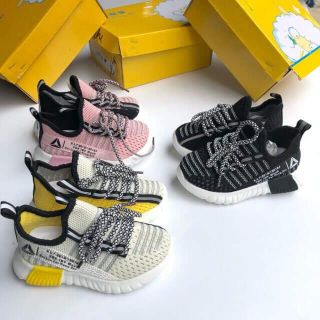 Giầy thể thao cao cấp cho bé ,mẫu mới nhất năm 2019