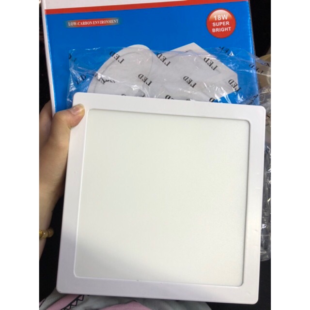 Đèn led ốp trần 18W BH6 tháng