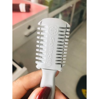LƯỢC TÉM NHỰA MÀU GHI