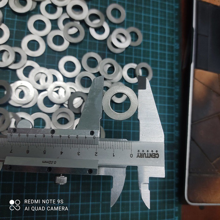 Long đền inox  -  - gắn cho nhiều loại xe