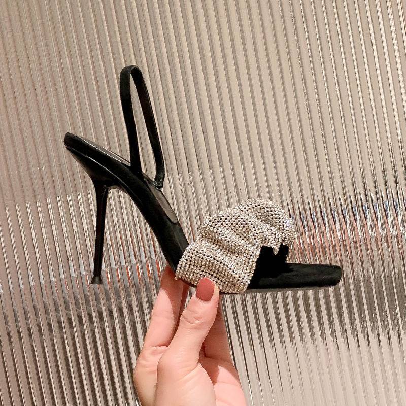 Giày Cao Gót Mũi Vuông Thiết Kế Mới Đính Đá Cao Cấp Thời Trang Theo Phong Cách Hàn Quốc
