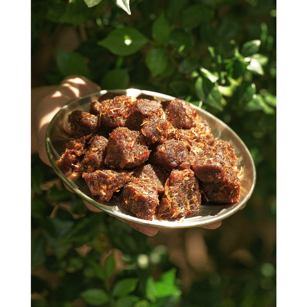 [KHÔ THIỆT] KHÔ BÒ CỤC - Cay vừa - Hũ 220gr | BigBuy360 - bigbuy360.vn