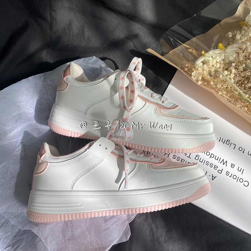Giày thể thao viền hồng, đốm hồng, giày sneaker phong cách Hàn Quốc | BigBuy360 - bigbuy360.vn