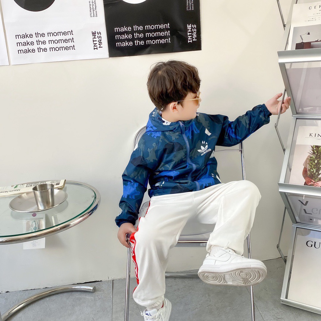 Áo khoác bé trai - Áo khoác gió Adidas siêu chất cho bé trai size 100-150 thumbnail