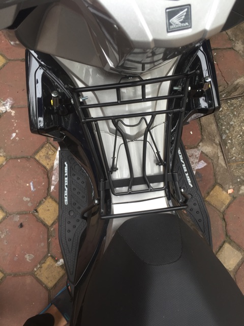 Thảm cao su xe air blade 2016-2019