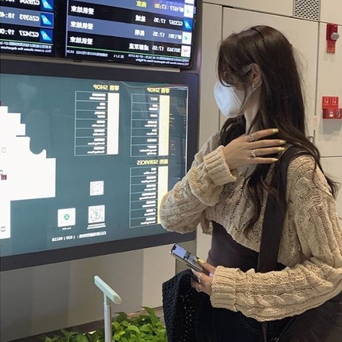 【ZHELIHANGFEI】Áo Sweater Dệt Kim Tay Dài Lưng Cao Thiết Kế Quyến Rũ Cho Nữ