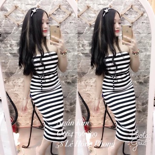 Váy kẻ kèm khăn tuban