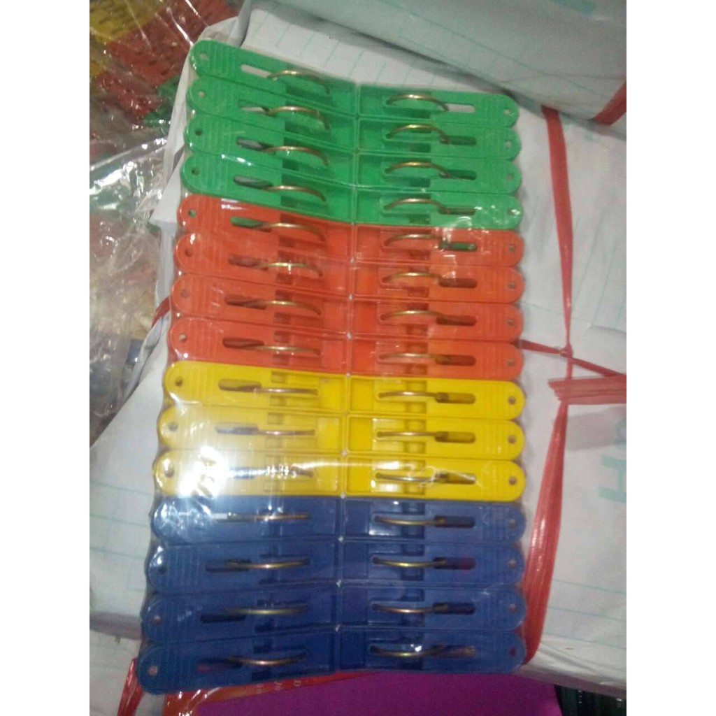Vỉ 30 Chiếc Kẹp Quần Áo Nhựa Các Màu