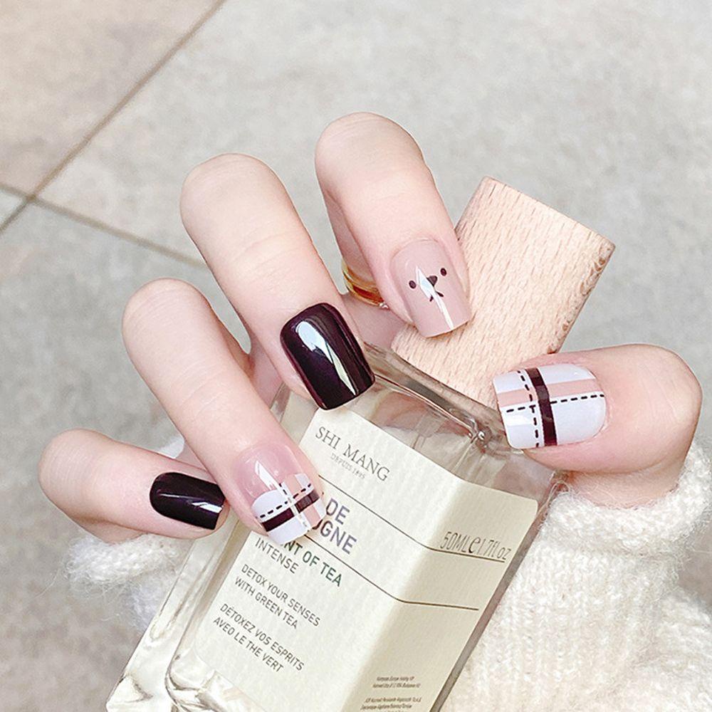 Bộ Móng Tay Giả Ngắn Họa Tiết Bò Sữa Hoạt Hình Dễ Thương