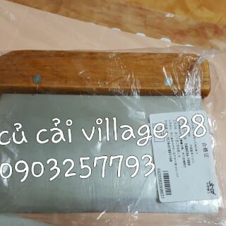 Dụng cụ chia bột, cắt bột inox cán gỗ