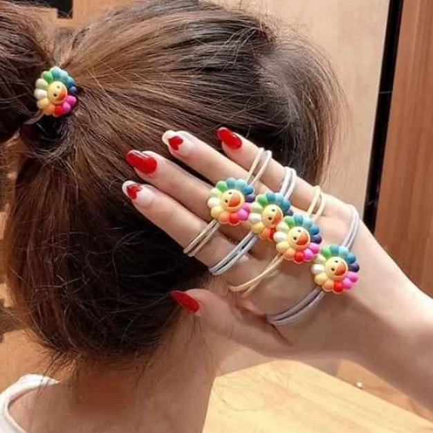 Chun cột tóc hoa Kaikai Kiki