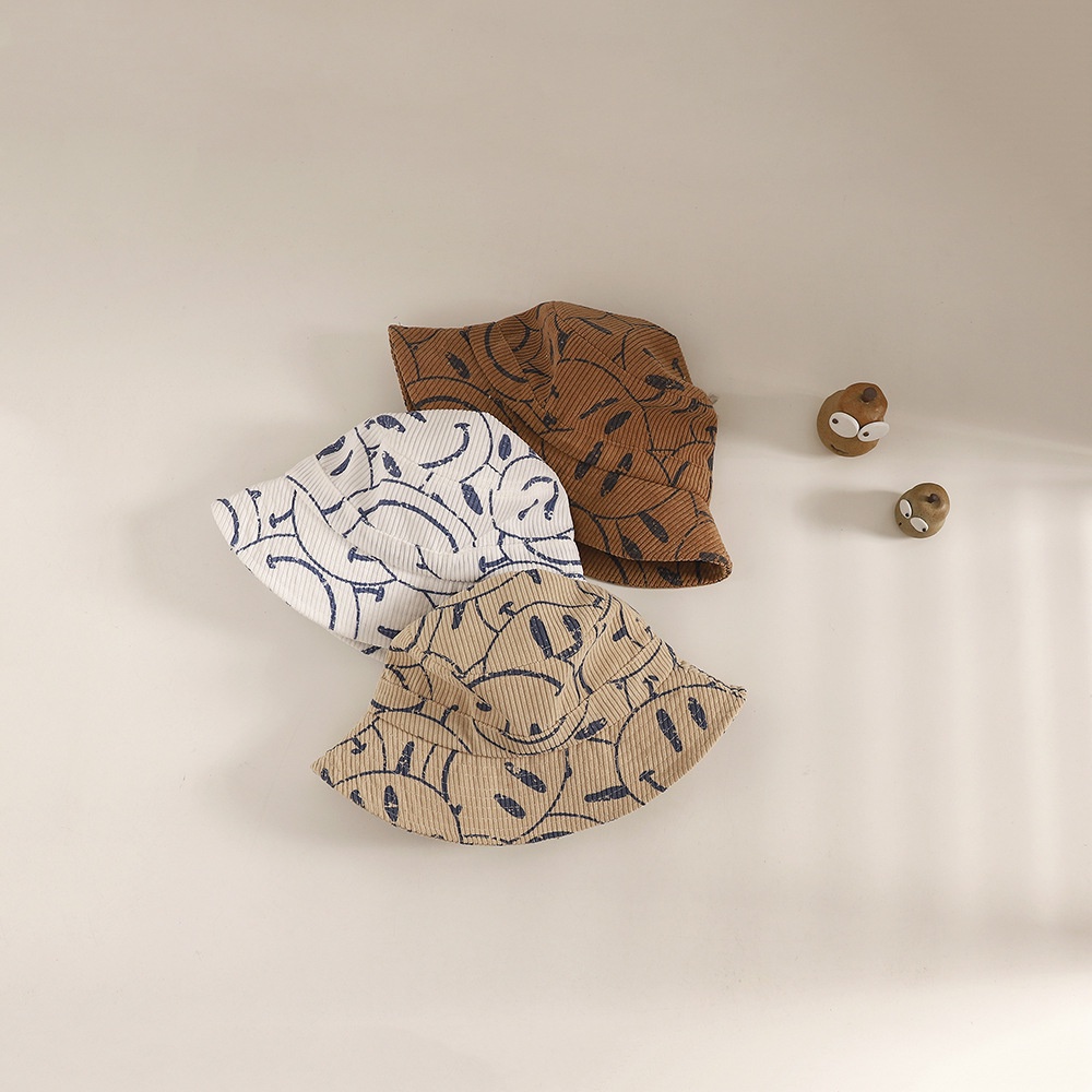 Mũ Tai Bèo Vải Nhung In Hình Mặt Cười Dễ Thương Thời Trang Thu Đông Cho Bé