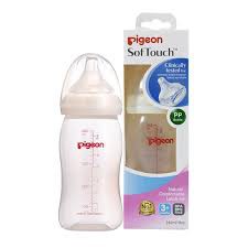 Bình sữa Pigeon cổ rộng 240ml PP Plus, núm đi kèm theo bình size M ( 4- 6 tháng)