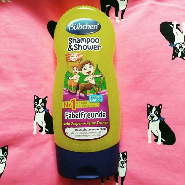 Tắm gội Buchen cho bé